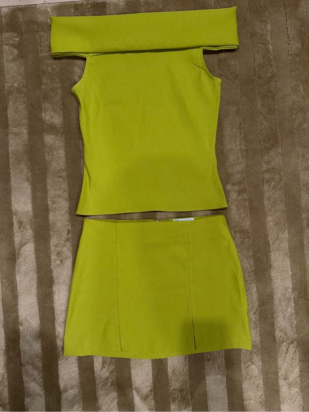 Skirt Set